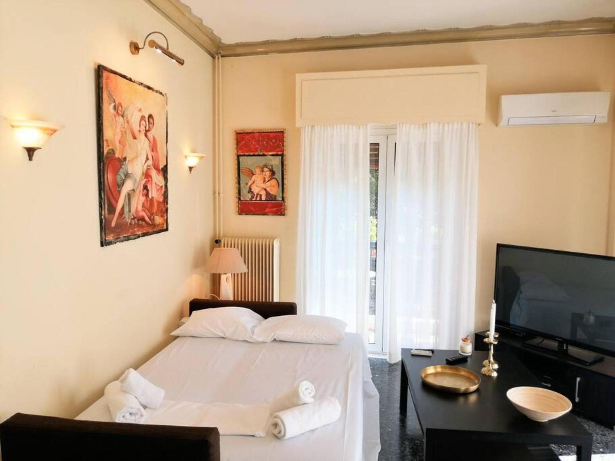 Elegant Apartment In Acropolis With Roof Garden Athens Exterior photo
